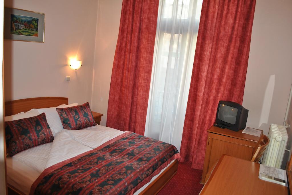 Hotel Kasina Belgrade Extérieur photo